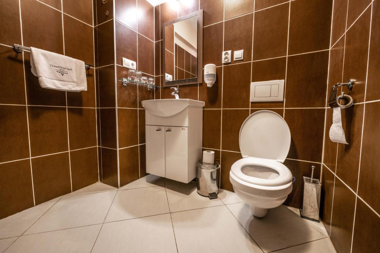 Grand Hotel Rooms Spišské Tomášovce Zewnętrze zdjęcie